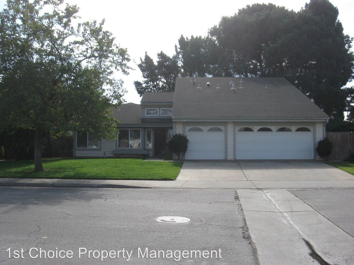 Primary Photo - 4 br, 2.5 bath House - 1178 Shady Glen Dr.