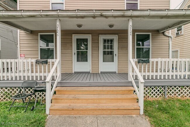 Building Photo - 3724 W 41st St