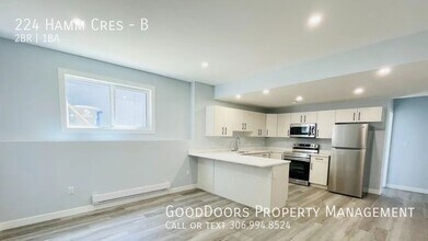 Building Photo - 224 Hamm Cres