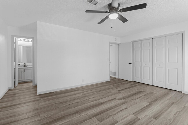 Photo - 220 Alexandria St House