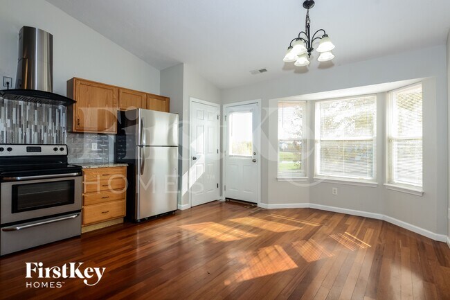 Foto del edificio - 3107 Crestwell Dr