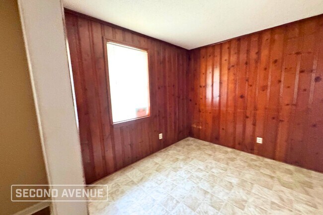 Foto del edificio - 3001 Elmhaven Rd