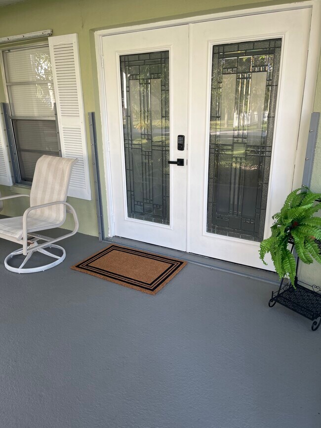 Foto del edificio - 27251 Patrick St