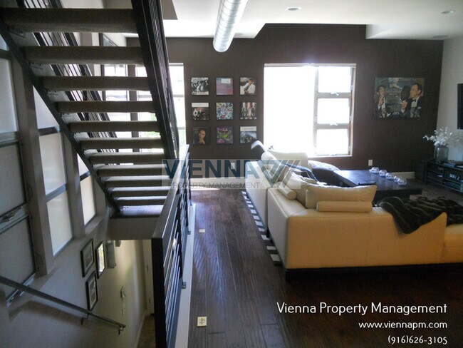 Building Photo - Socap LOFTS