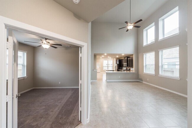 Building Photo - 3007 Hazel Pointe Trail