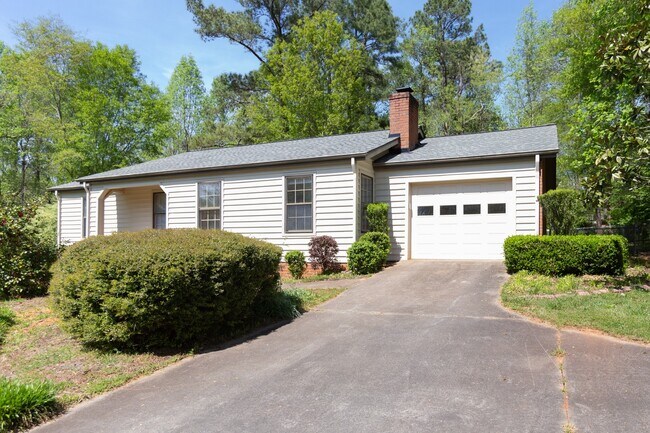 Foto del edificio - Available 3/2 house in Green Acres!