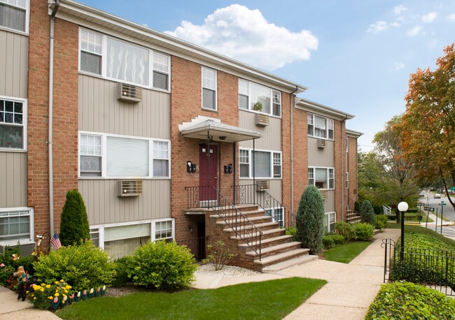 Foto del edificio - Ridge Hill Commons