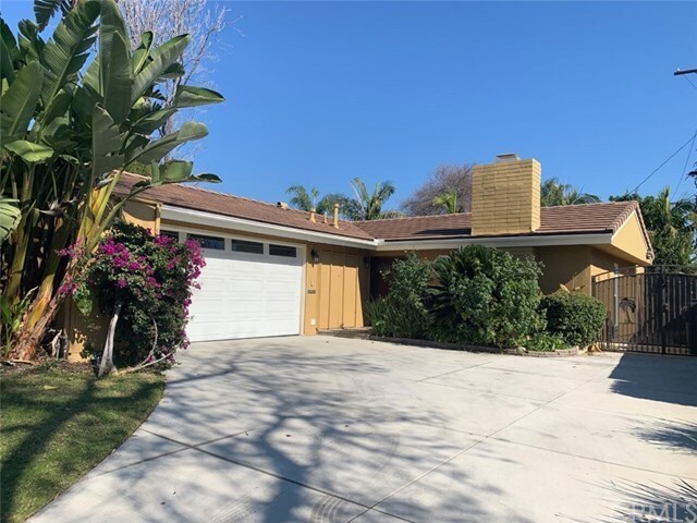 Foto principal - 2410 Doolittle Ave