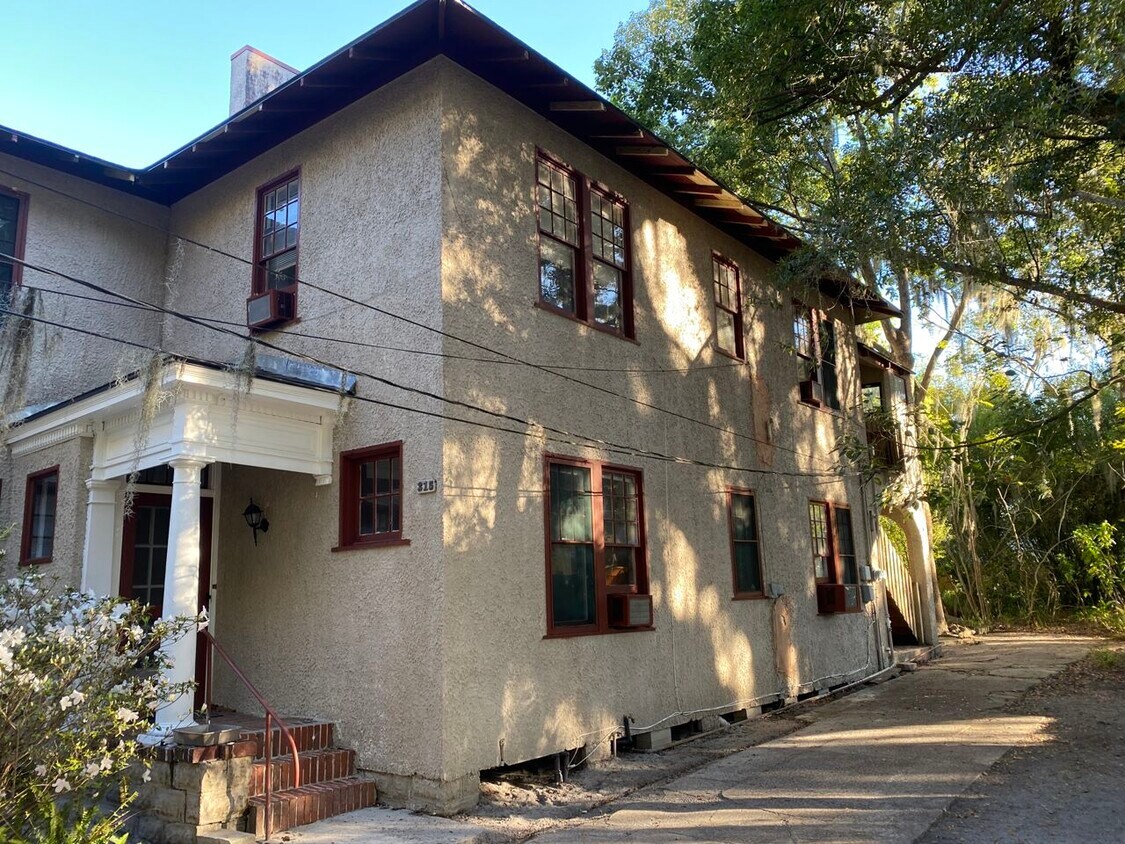 315 Olive St Unit 315 Olive Street, Palatka, FL 32177 Room for Rent