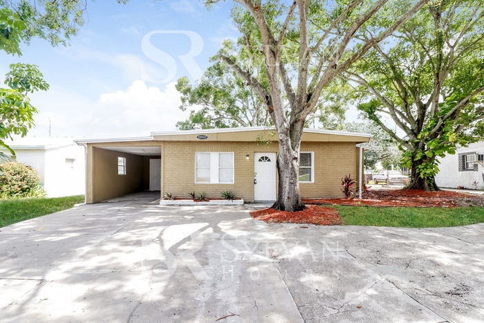 Primary Photo - Lovely 3BR 1.5BA Home for You