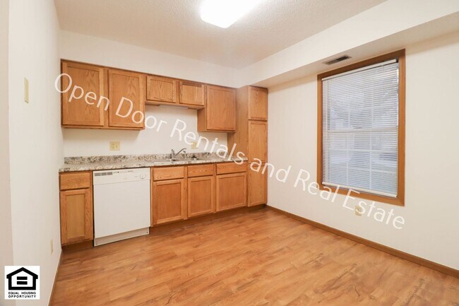 Foto del edificio - 5215/5217 Vermont Lane