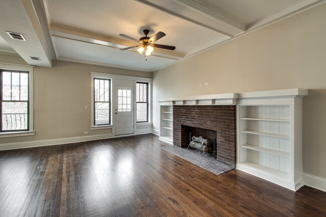 Foto del edificio - 5802 N Kenmore Ave