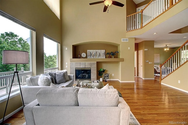 Photo - 1355 E 100th Ln House