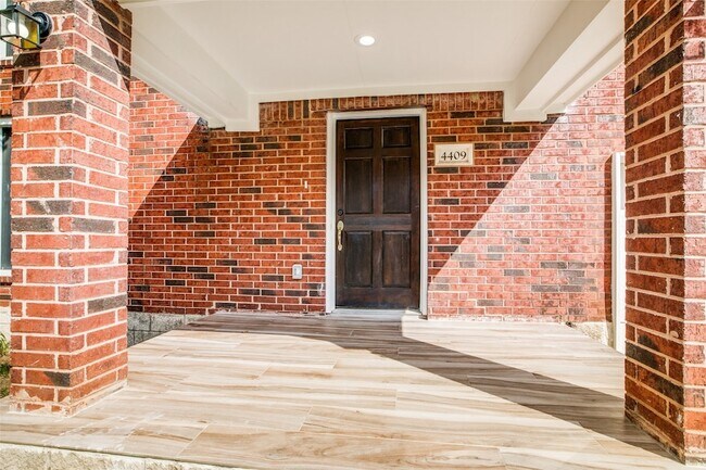 Building Photo - 4409 Rawley St