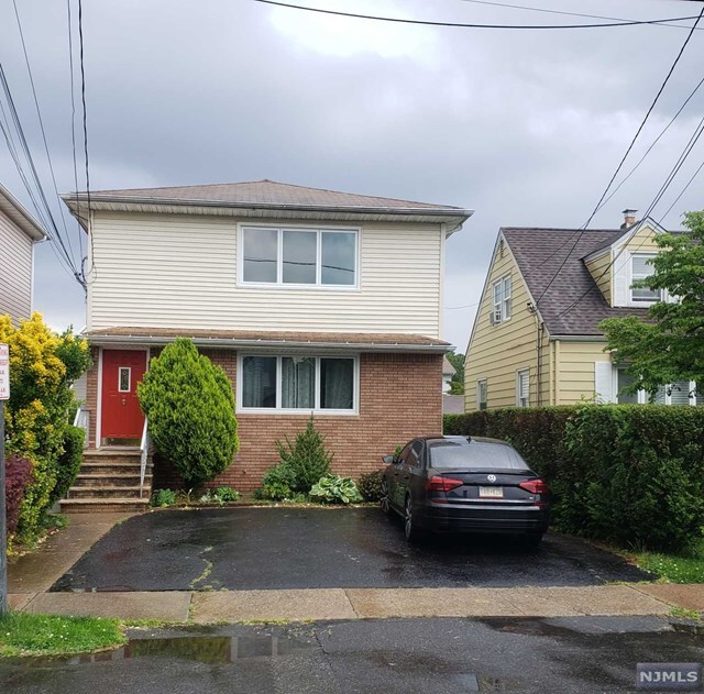 Primary Photo - 114 Johnson Ave