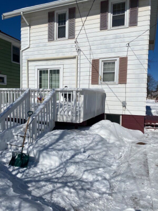 Primary Photo - 810 N 21st St