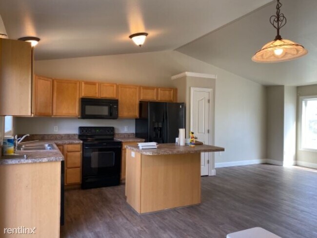 Foto del edificio - 4 br, 2 bath House - 1738 Bench Blvd