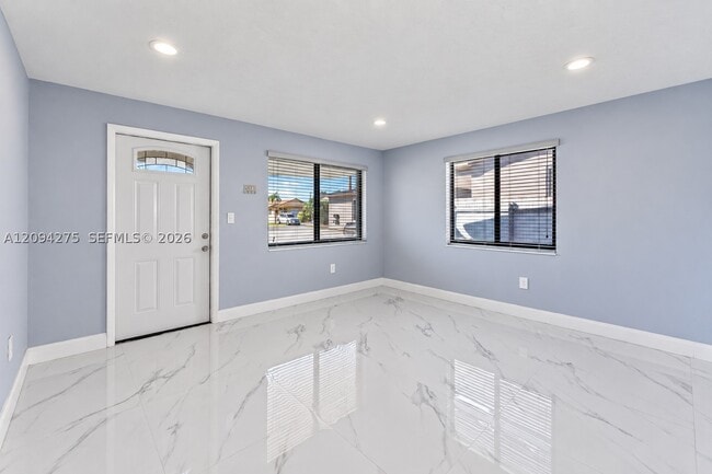 Foto del edificio - 7393 SW 22nd St