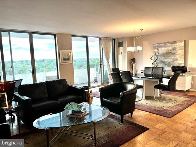 Foto del edificio - 5101 River Rd