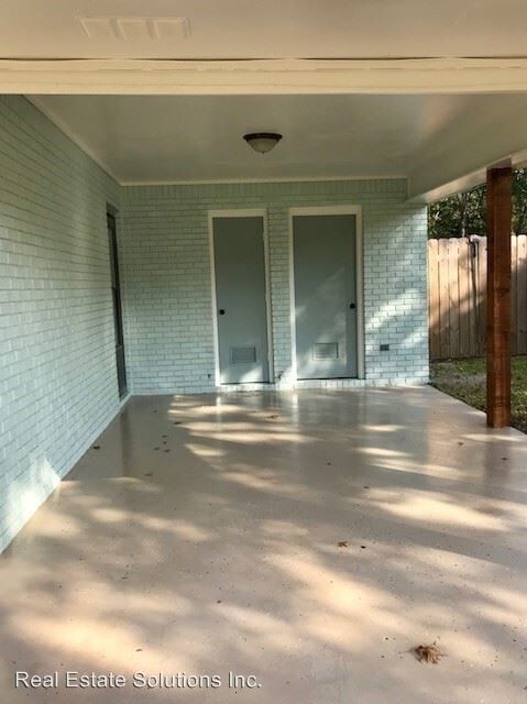 Building Photo - 3 br, 1 bath House - 922 Cherry Stone Circle