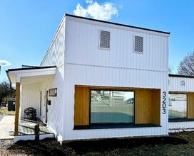 Building Photo - 3203 Memorial Ave