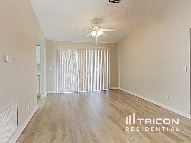 Building Photo - 13346 Prestwick Drive Riverview FL