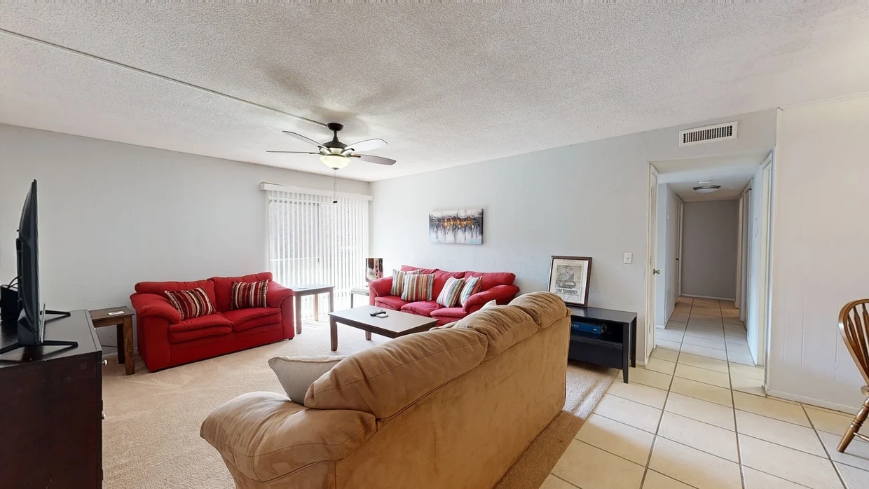 Photo - Country Village Apartments