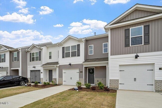 Foto del edificio - 24 Red Clover Dr
