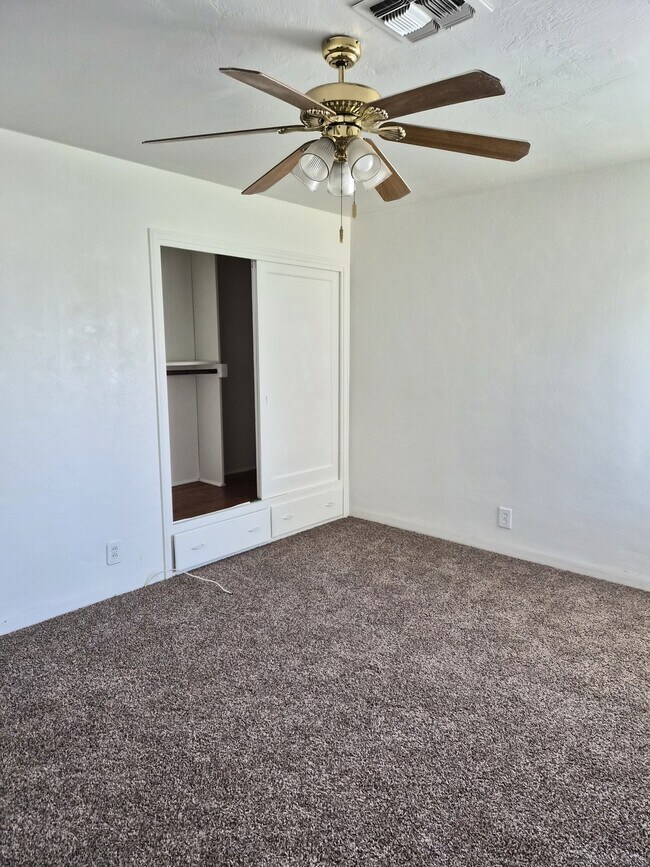 Foto del edificio - 1949 14th Ave