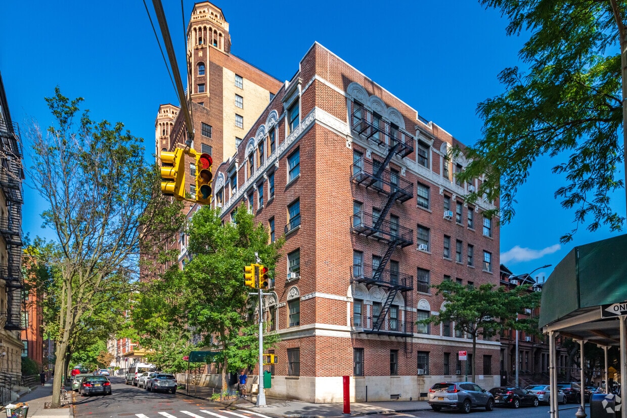 35 Clark St, Brooklyn, NY 11201 Apartments in Brooklyn, NY