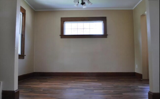 Foto del edificio - 3717 37th Ave S