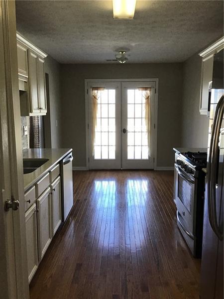Foto del edificio - 6425 Taylor Creek Ct