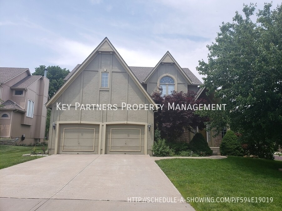 8500 W 155th Ter Blue Valley schools, Am... House Rental in