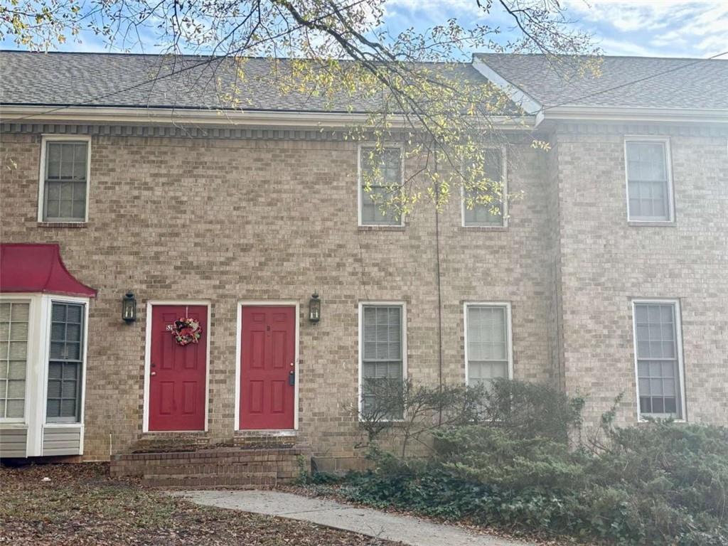 Primary Photo - 5296 Weyden Trail