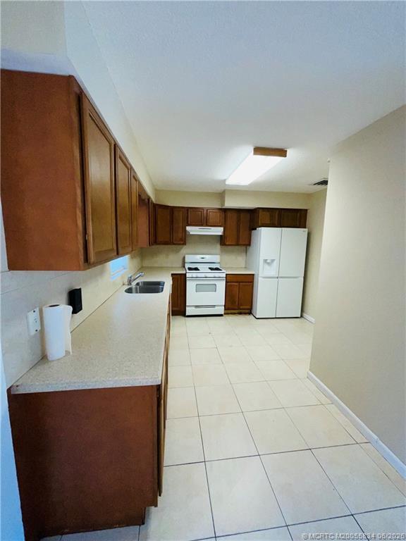 Foto del edificio - 1701 Sunrise Blvd