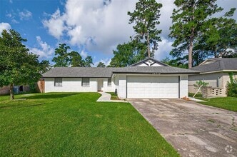 Building Photo - 23223 Naples Dr