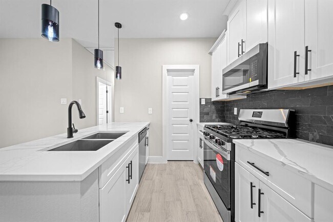 Foto del edificio - 929 Green Meadow Ln
