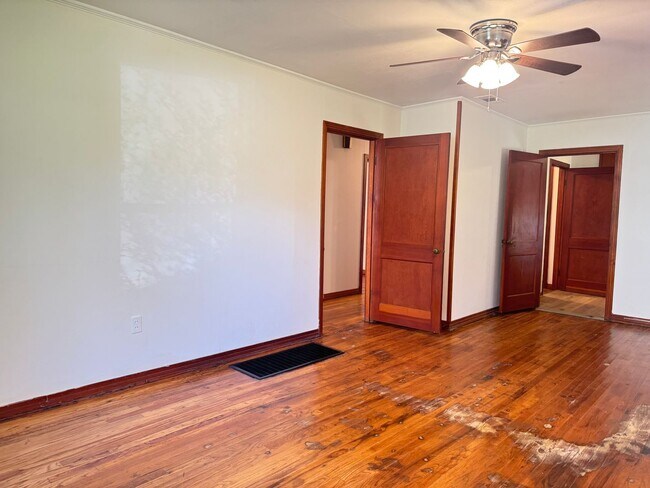 Foto del edificio - 3 Bed, 2 Bath Home in Grambling!