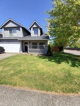 Building Photo - 16003 SW Rockrose Ln