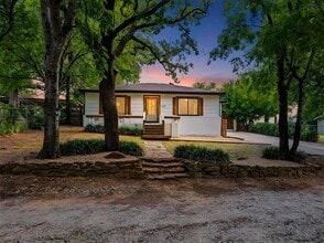 Building Photo - 627 Francks Cir