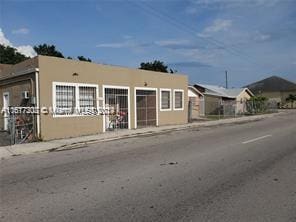 Building Photo - 4419 NW 17th Ave