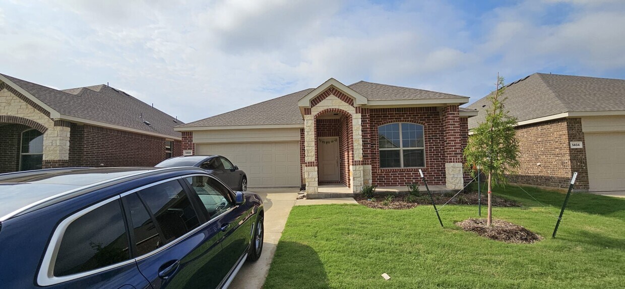 Primary Photo - 1408 Rousseau Dr