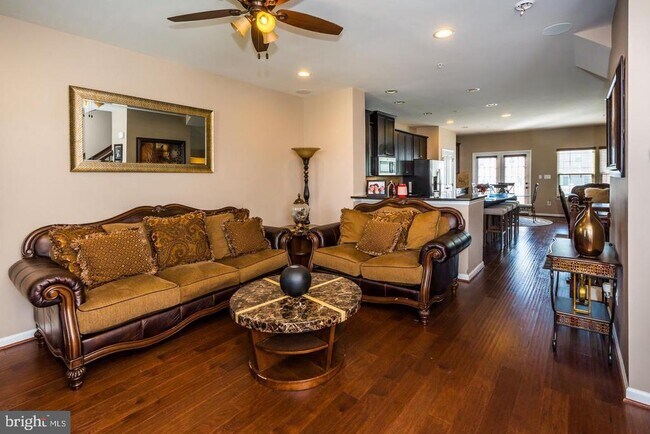 Building Photo - 9445 Virginia Jane Way