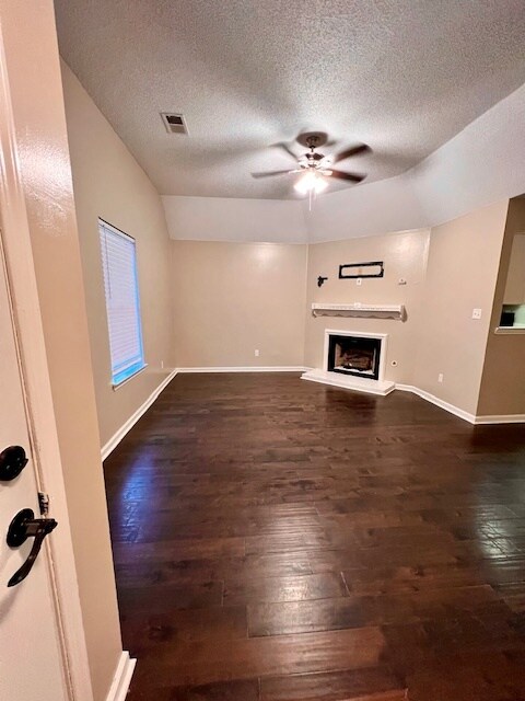 Building Photo - 506 Creekwood Cir S