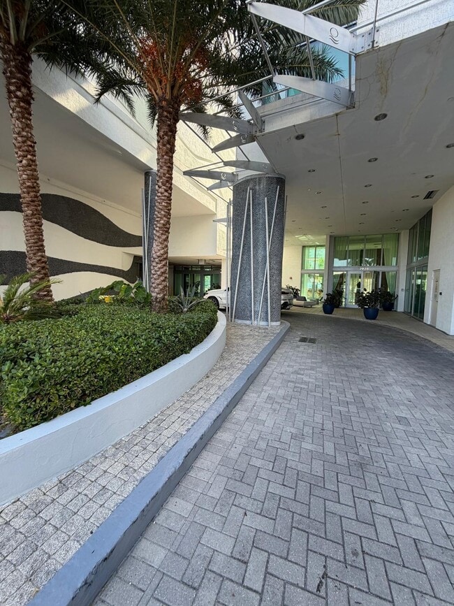 Foto del edificio - 7930 East Dr