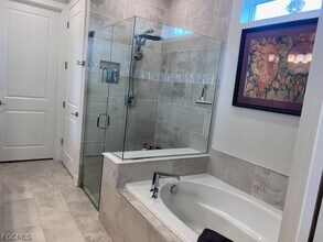 Building Photo - 7100 Del Webb Oak Creek Blvd