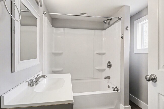 Foto del edificio - 417 E Maple Ave