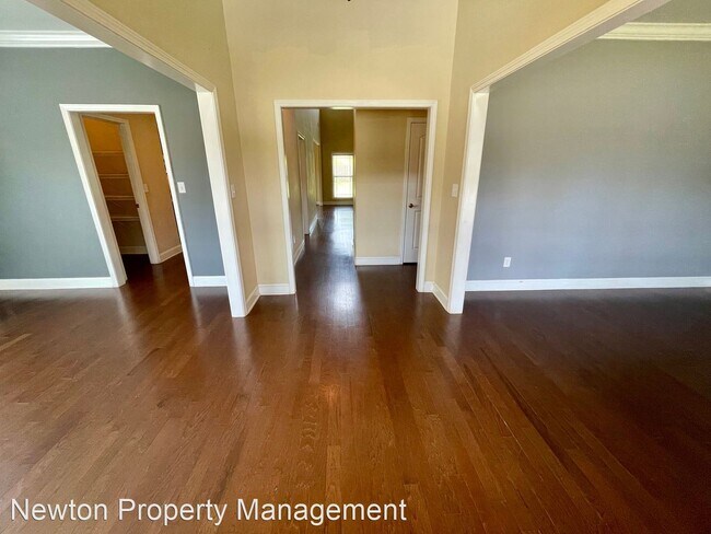 Foto del edificio - 5 br, 3.5 bath House - 107 Beacher Court