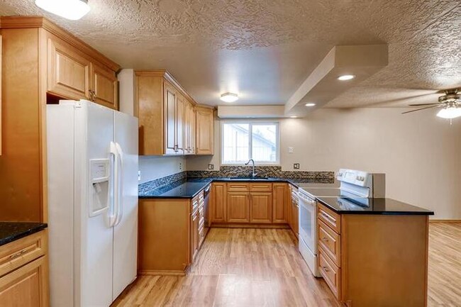 Building Photo - 1800 NW 104th St, Vancouver, WA, 98685