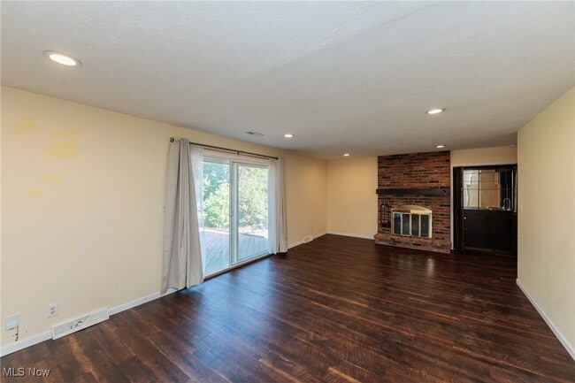 Foto del edificio - 25111 S Woodland Rd